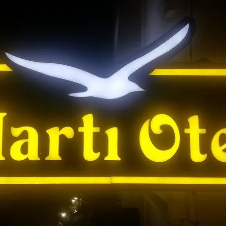 Marti Hotel *