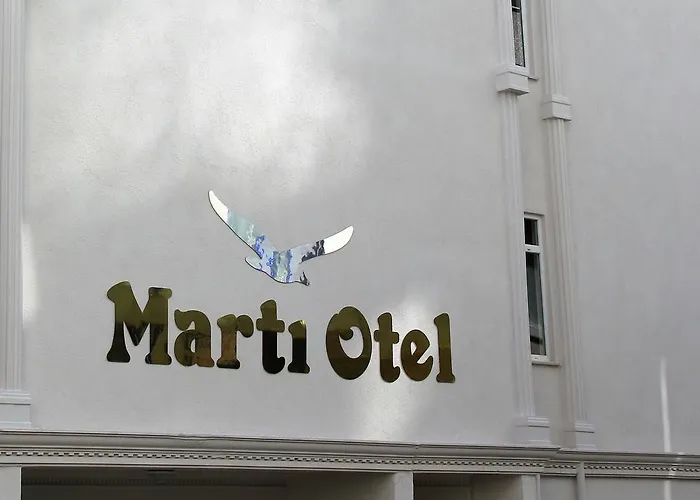 Marti *