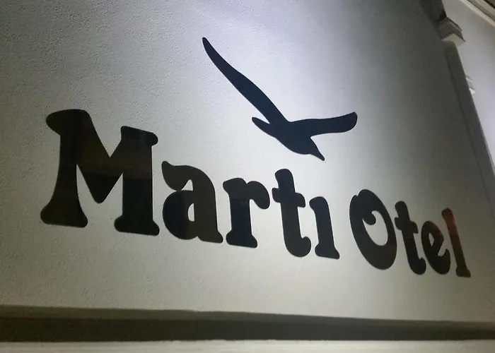 Marti מלון *